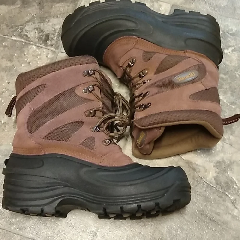 Ranger Lark Burgundy Snow Winter Boots‎ 10